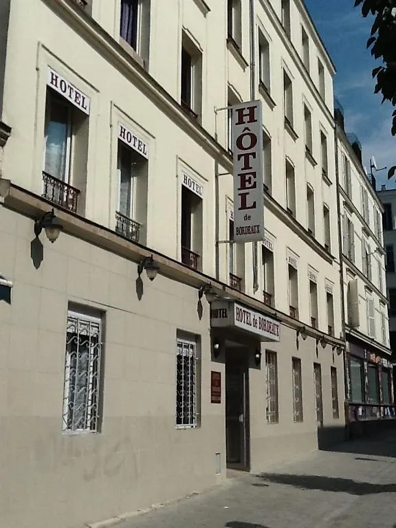 Hipotel Bordeaux Menilmontant 3*