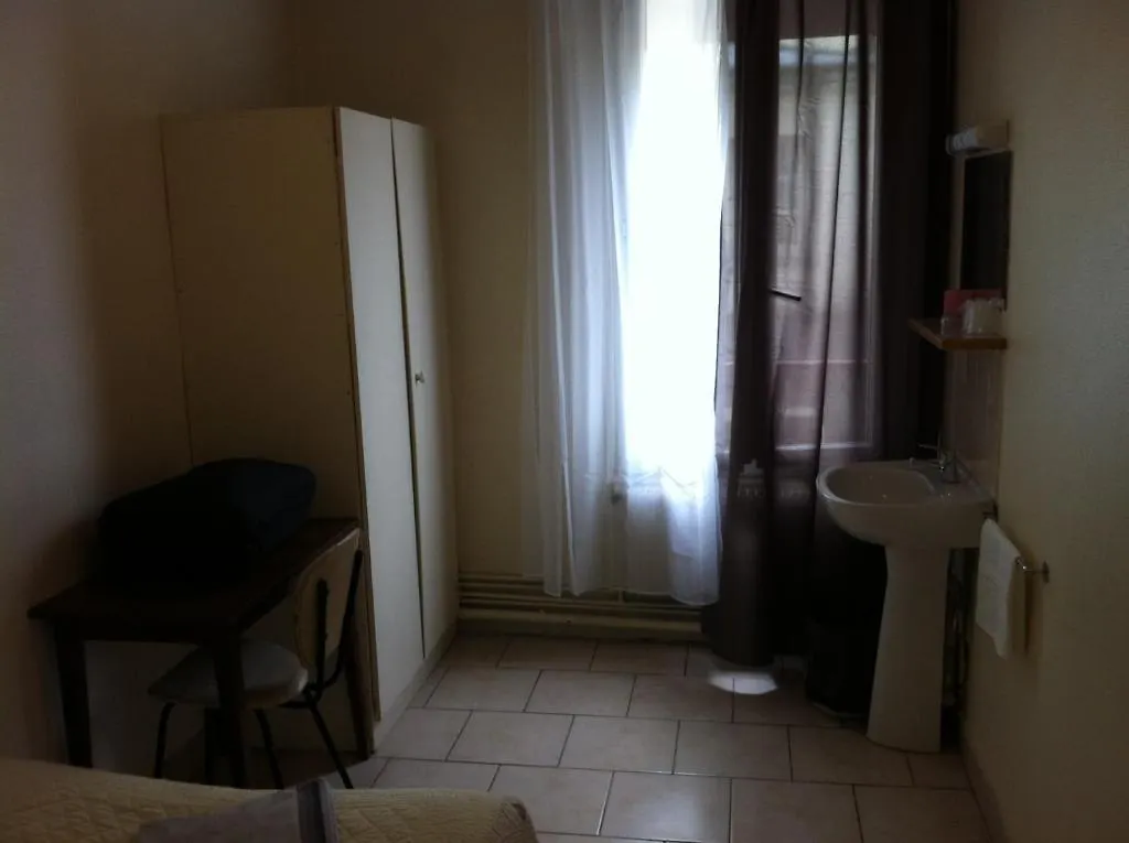 Hotell Hipotel Bordeaux Menilmontant