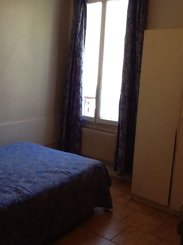 Hipotel Bordeaux Menilmontant Hotell Paris
